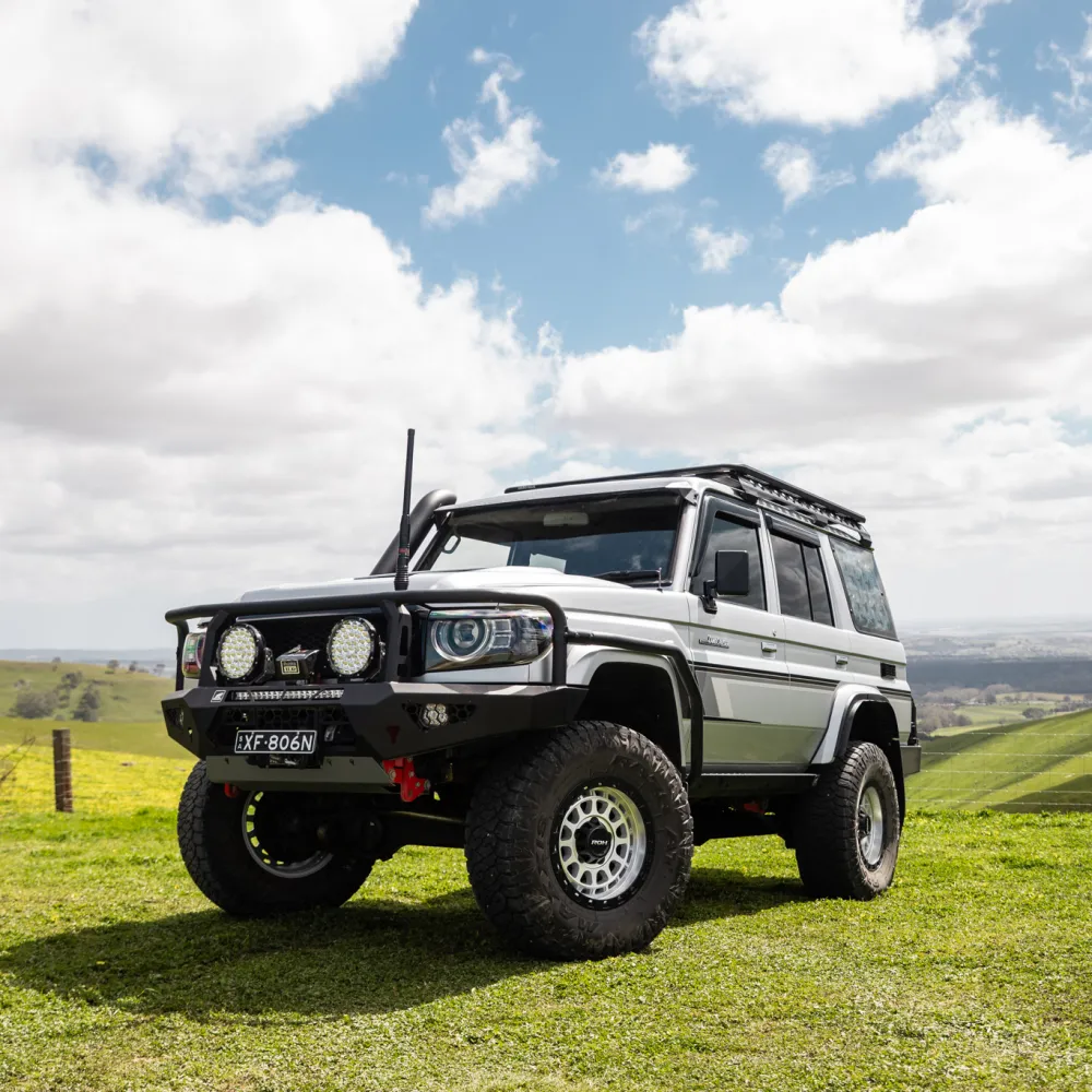 76 Series Landcruiser | Assault