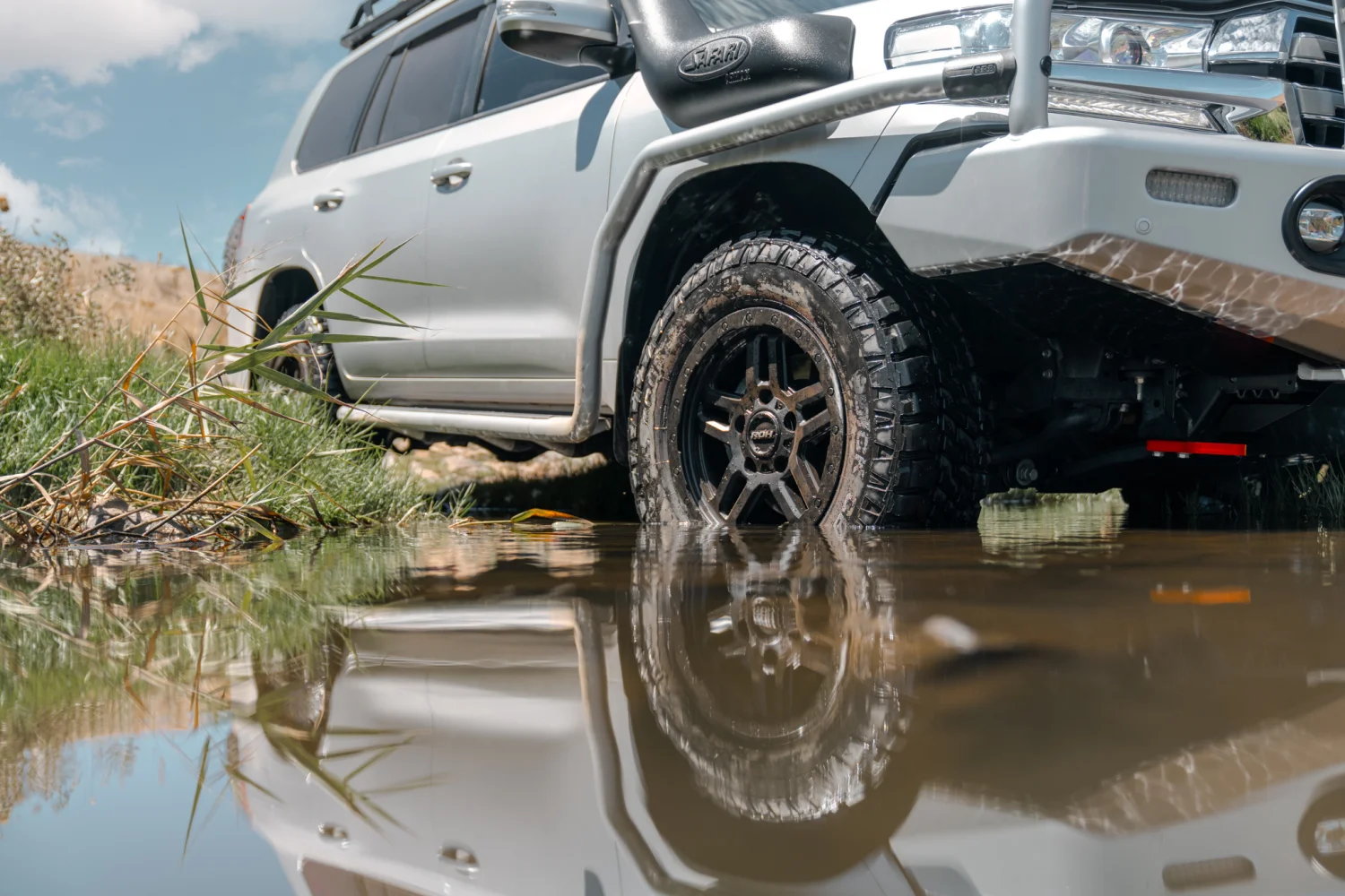 200 Series Landcruiser - Hammer