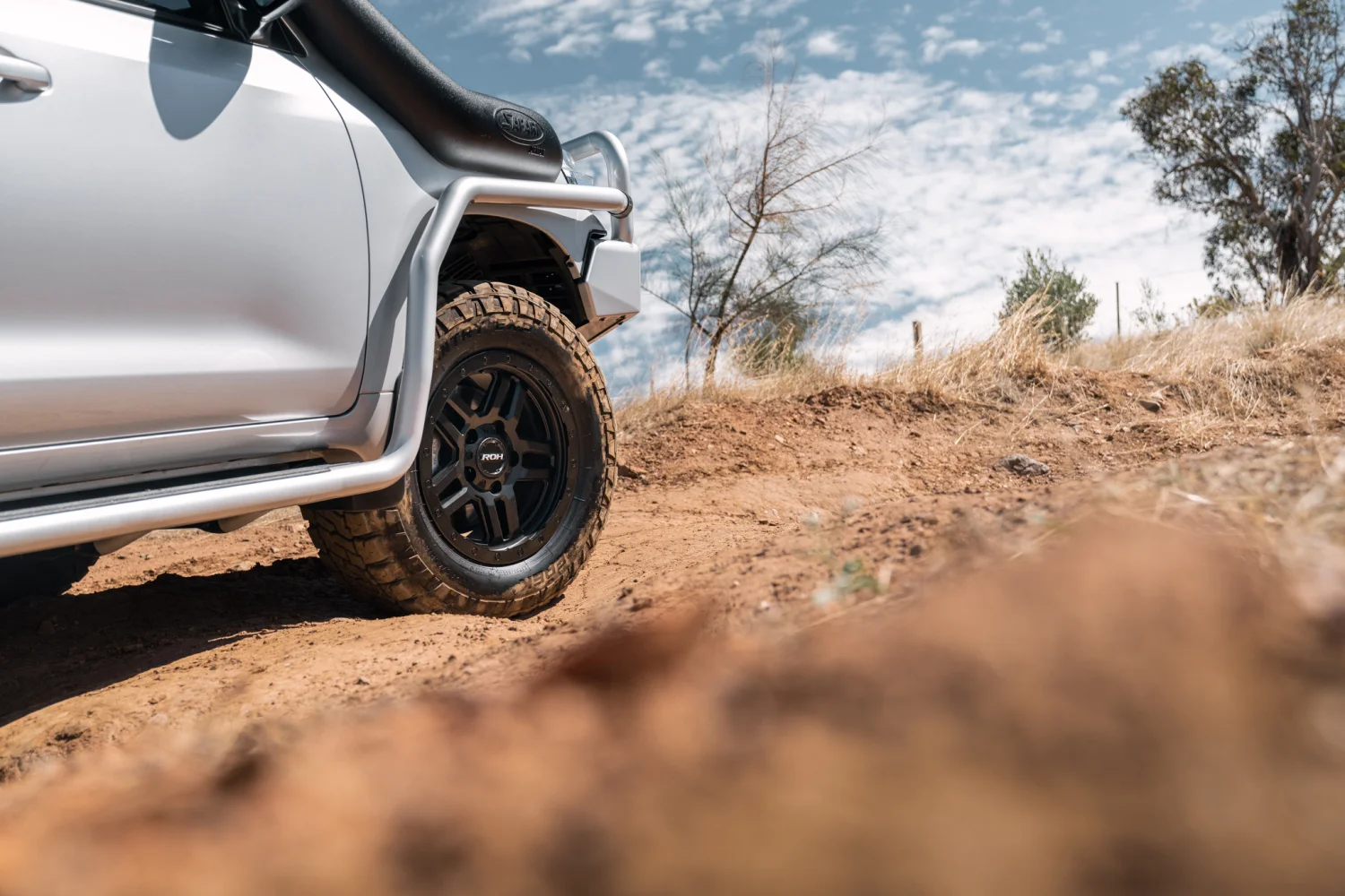 200 Series Landcruiser - Hammer