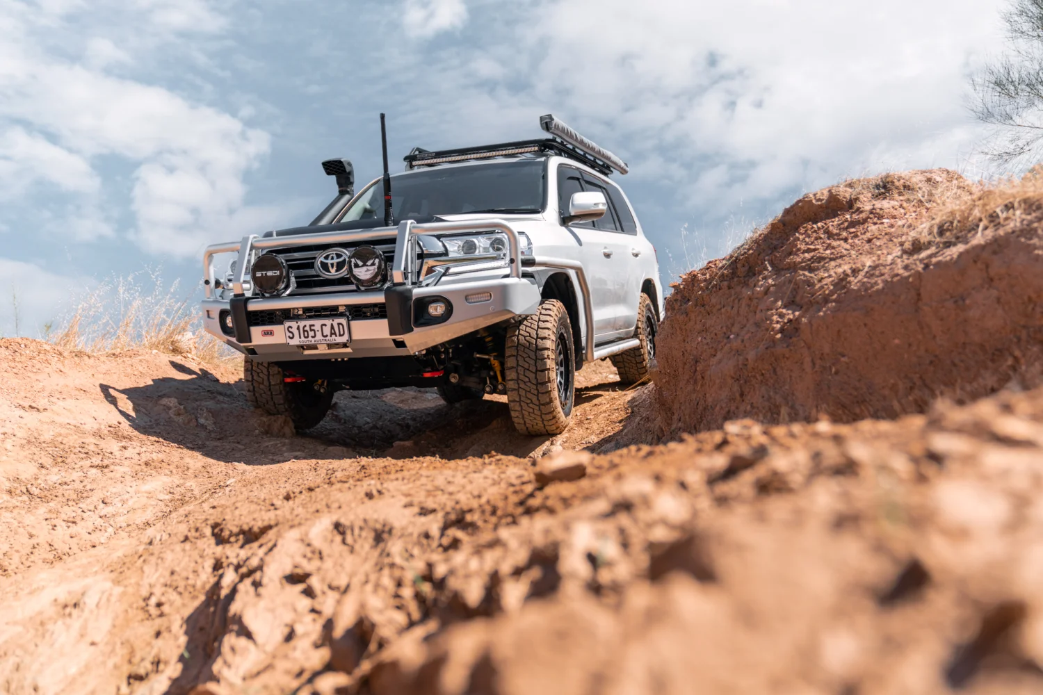 200 Series Landcruiser - Assault