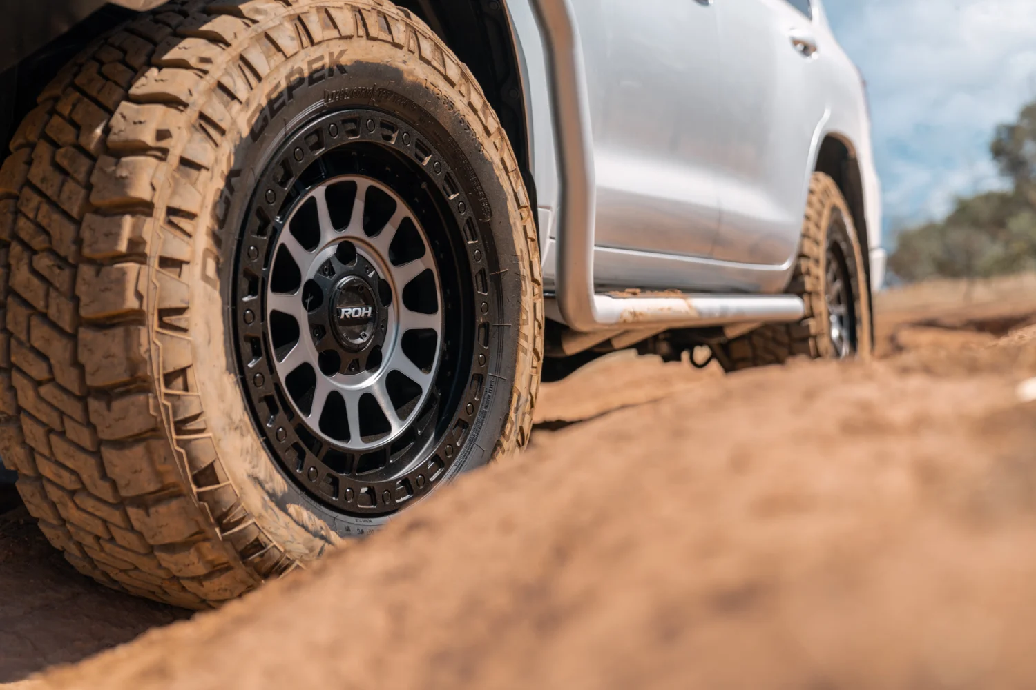 200 Series Landcruiser - Assault