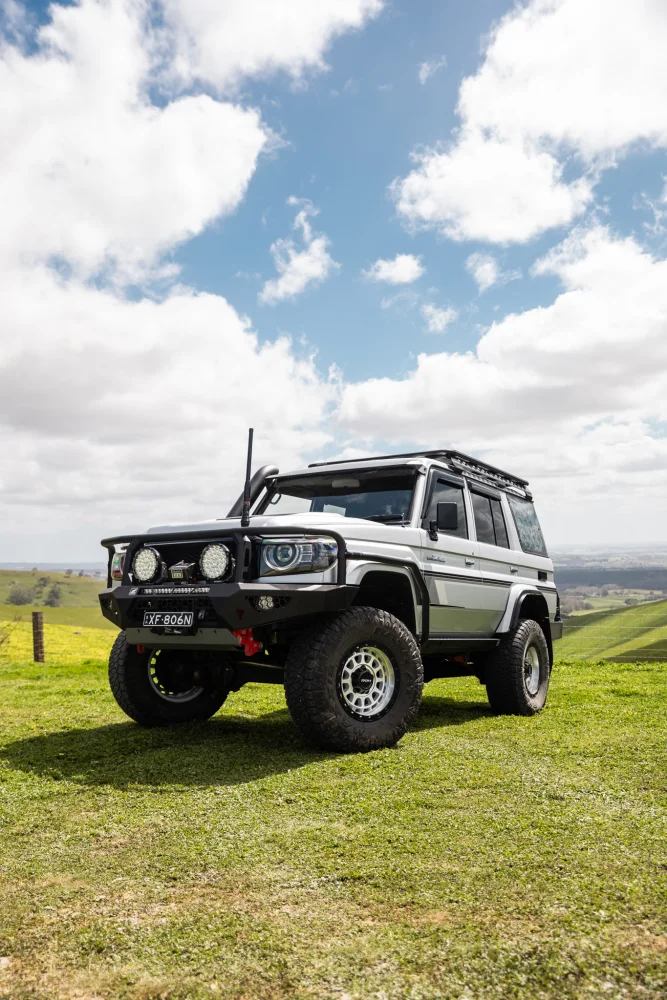 76 Series Landcruiser - Assault