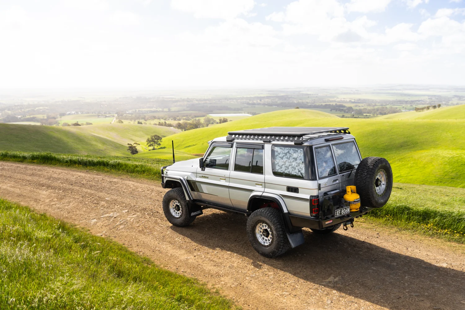 76 Series Landcruiser - Assault