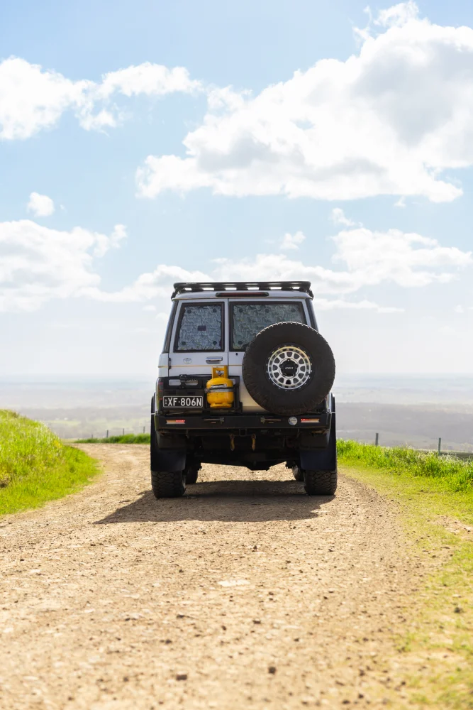 76 Series Landcruiser - Assault