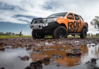 Navara NP300 - Blak Trak