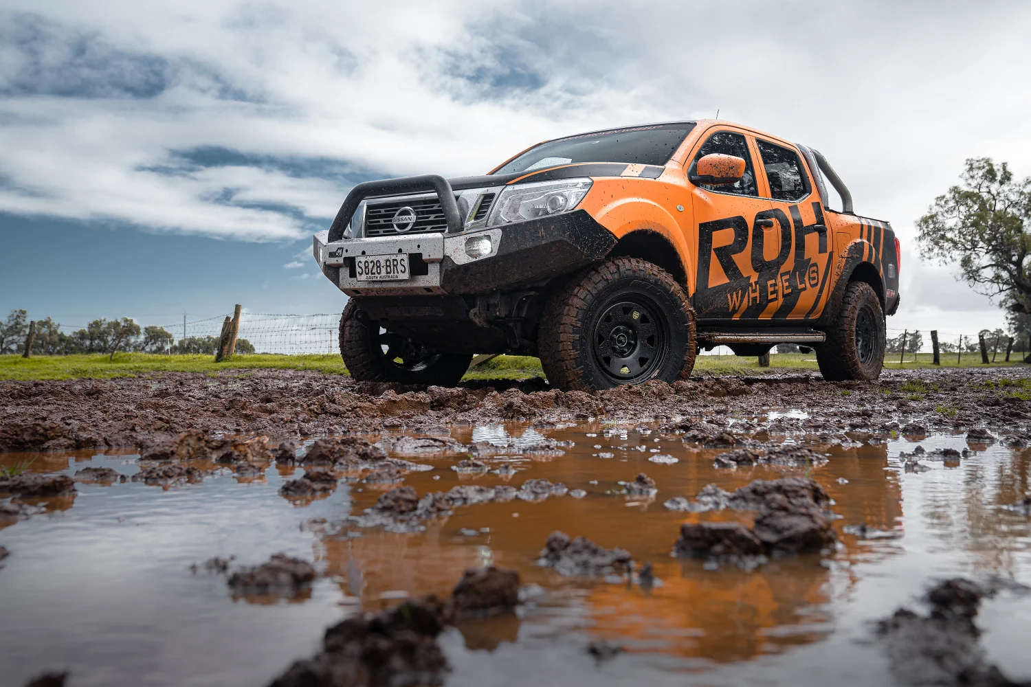 Navara NP300 - Blak Trak