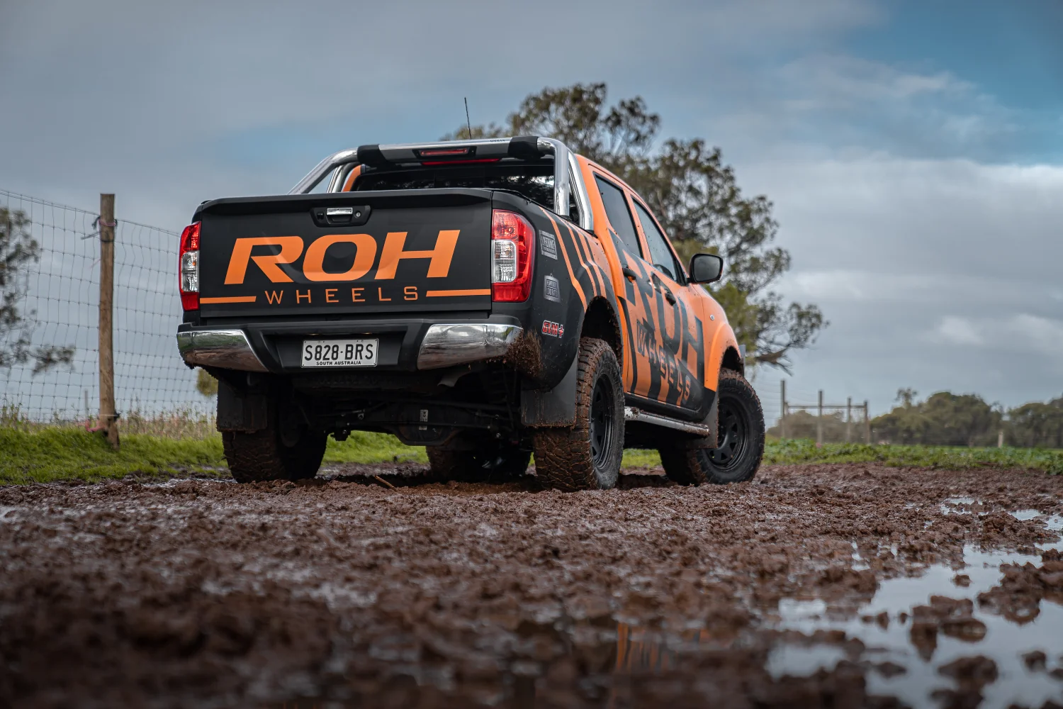 Navara NP300 - Blak Trak