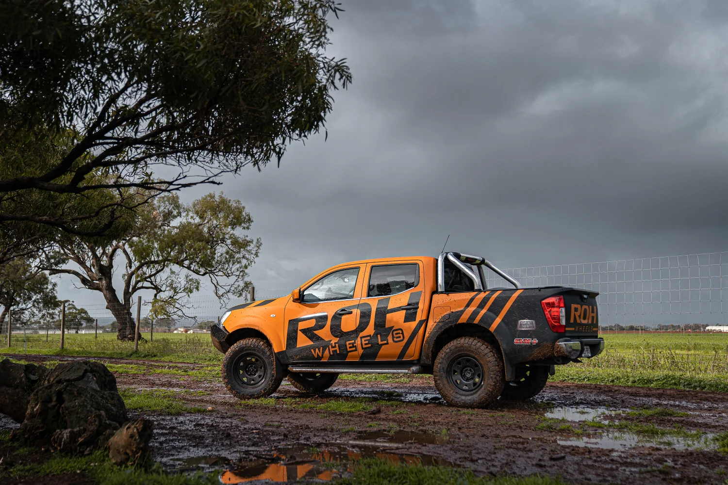 Navara NP300 - Blak Trak