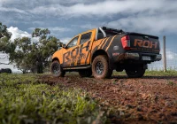 Navara NP300 - Blak Trak