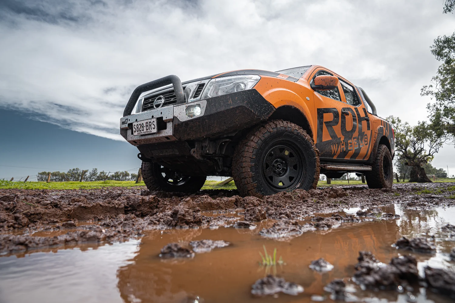 Navara NP300 - Blak Trak
