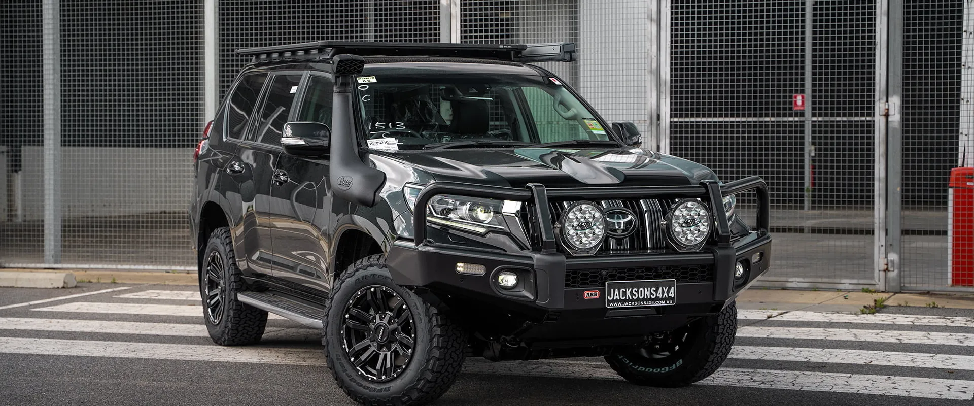 NEW STYLE: 4WD Vapour - Toyota Prado