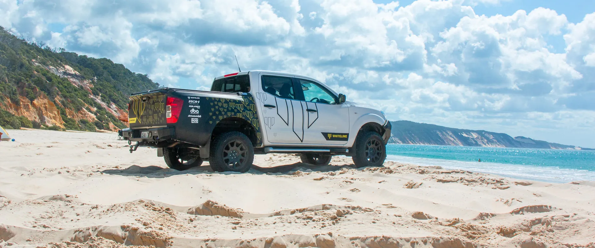 Whiteline NP300 with ROH Invader flow forged 4WD wheels