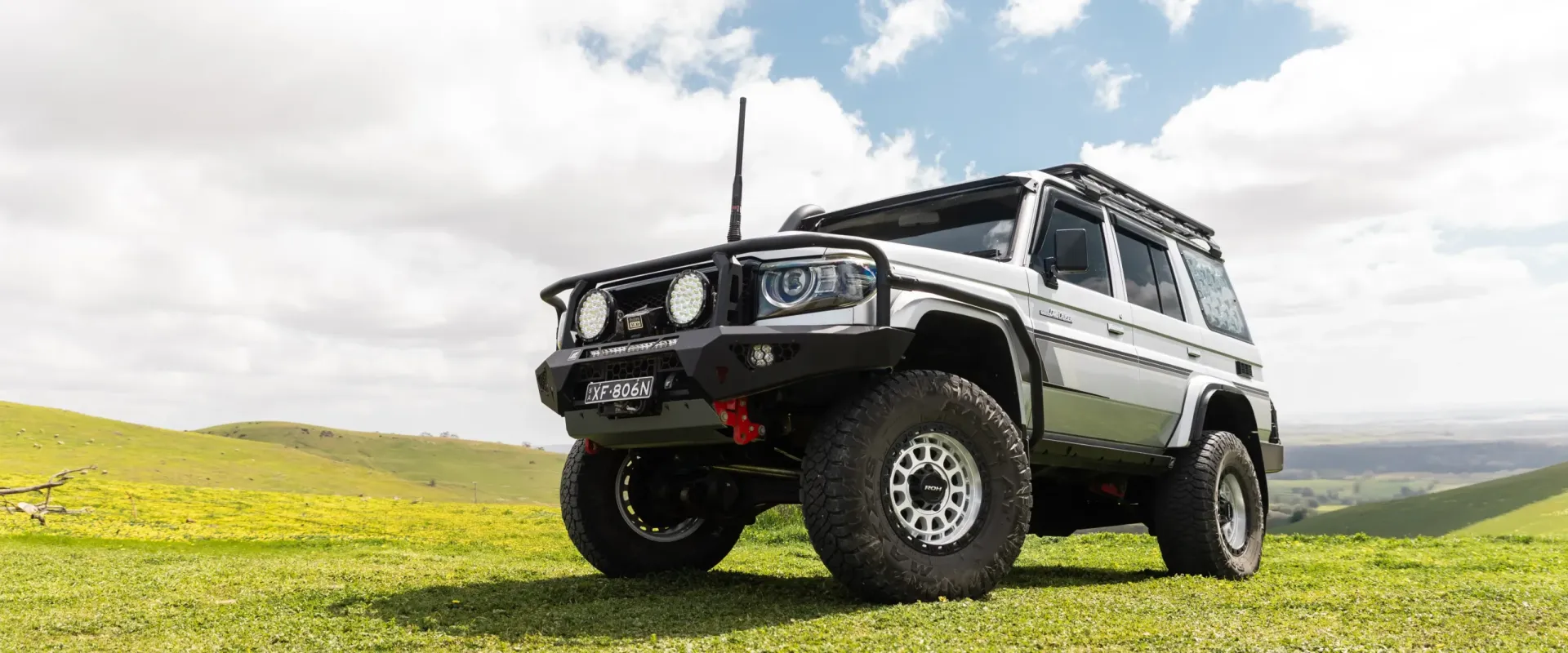 The iconic ROH Assault 4x4 Wheel is now available in a new Machined Centre Black Lip finish